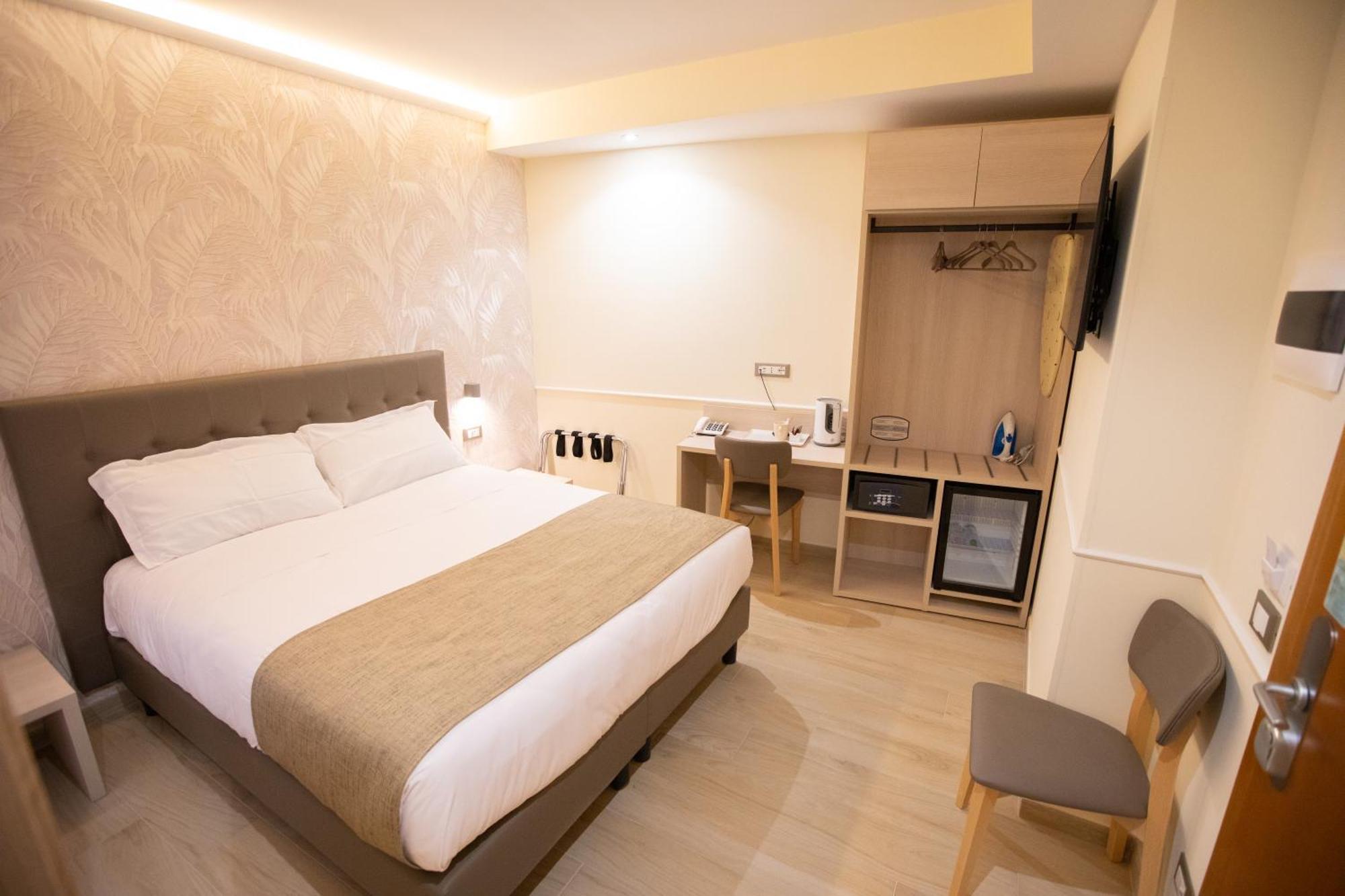 Hotel Maximus Rome Exterior photo