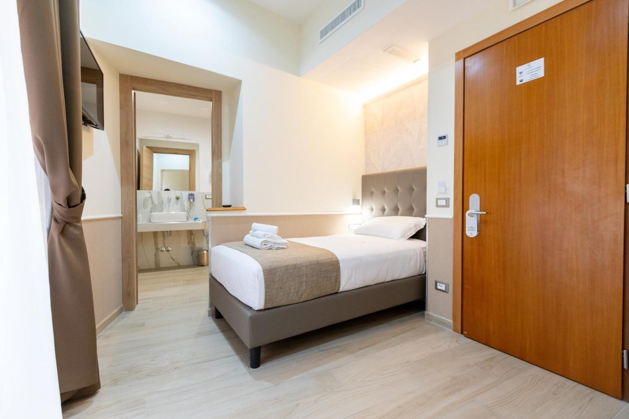 Hotel Maximus Rome Exterior photo