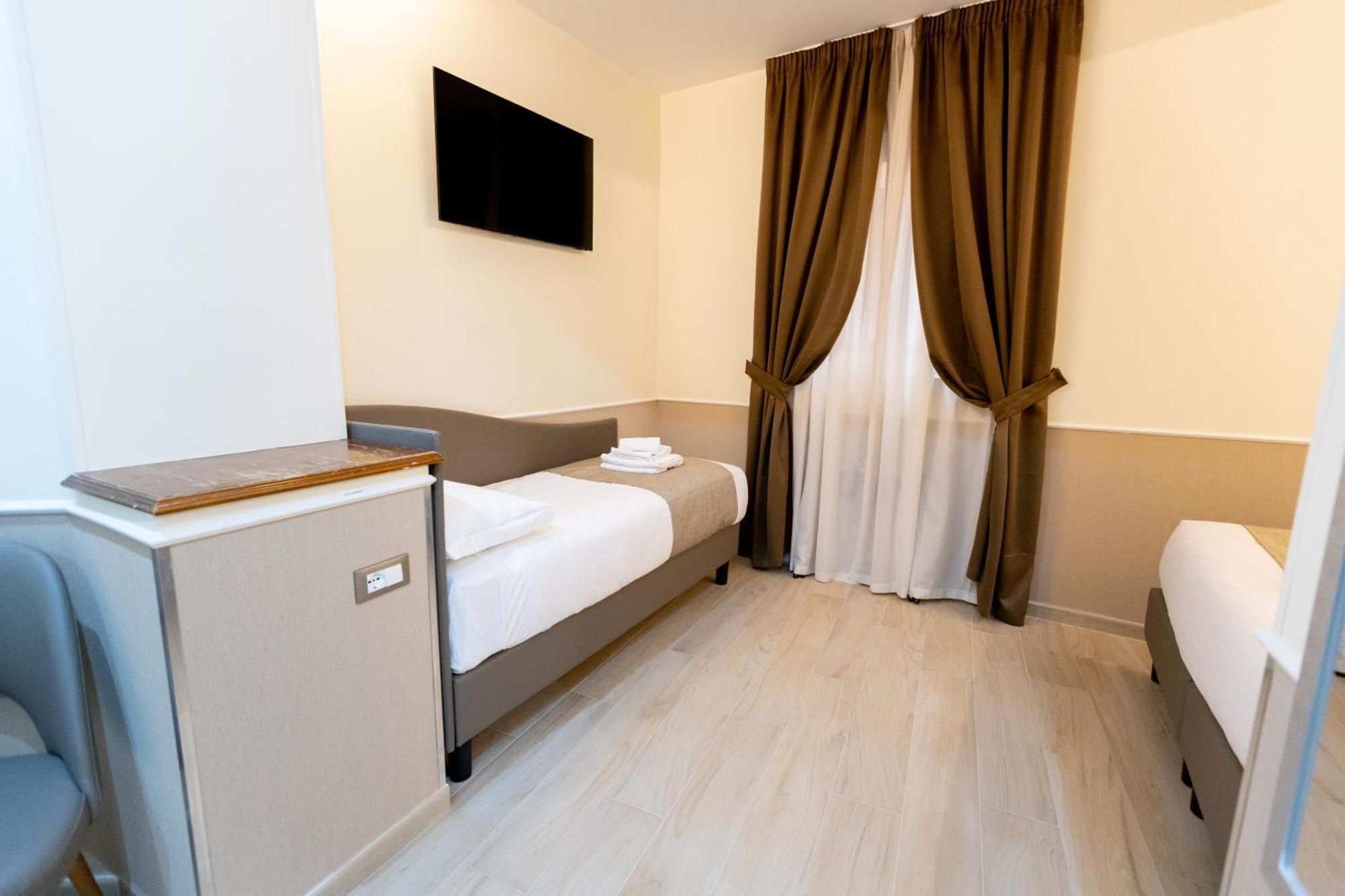 Hotel Maximus Rome Exterior photo