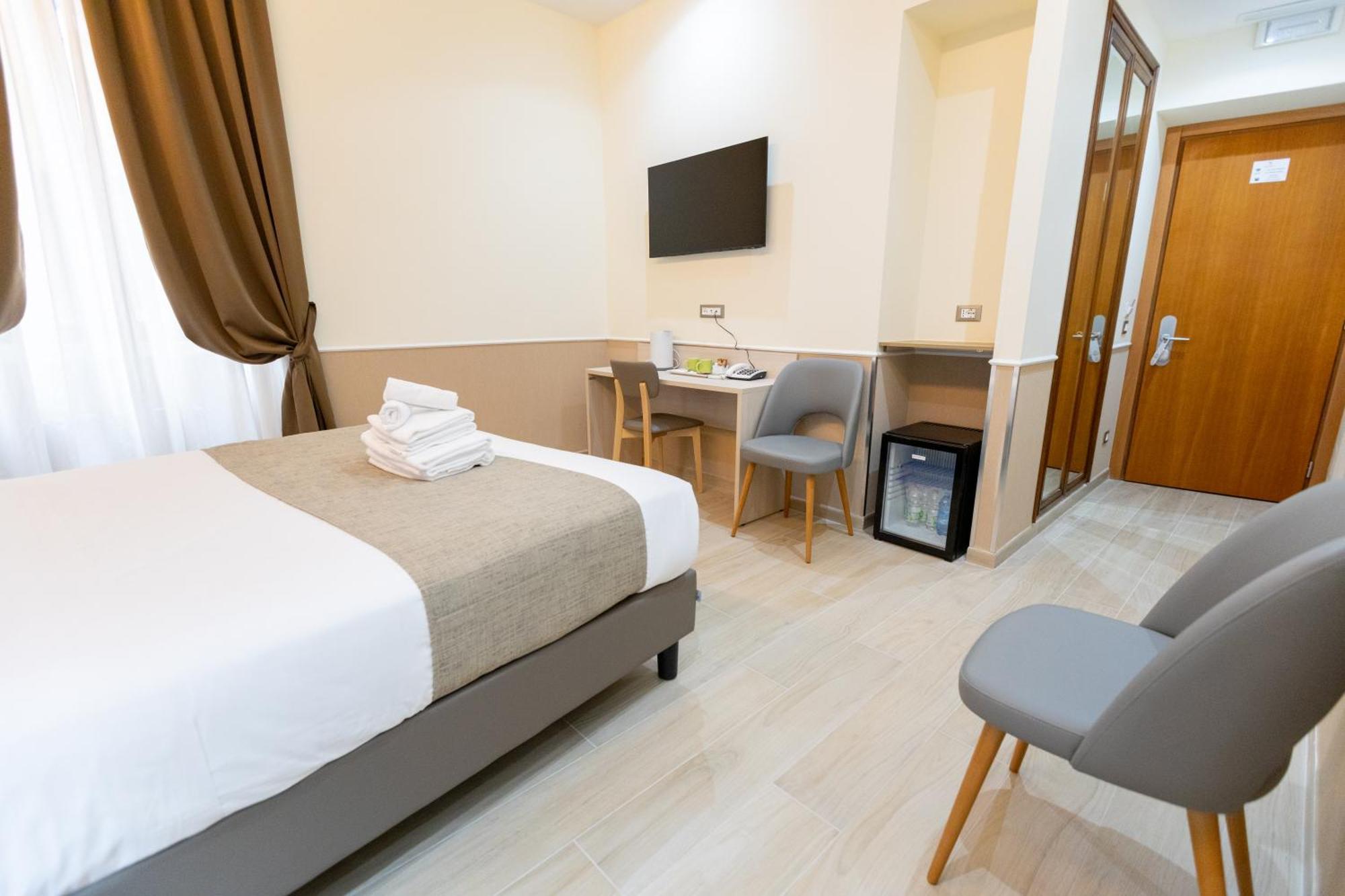 Hotel Maximus Rome Exterior photo